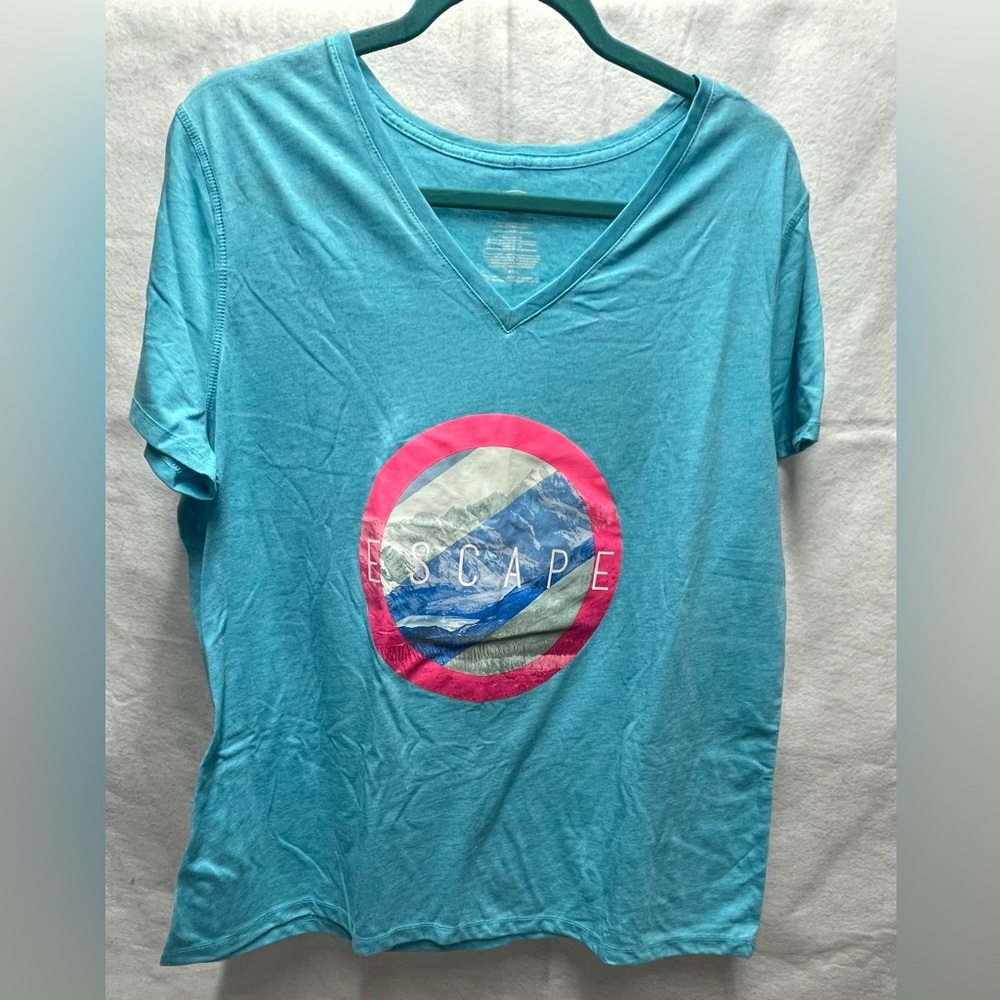Athletic Works short sleeved v-neck shirt